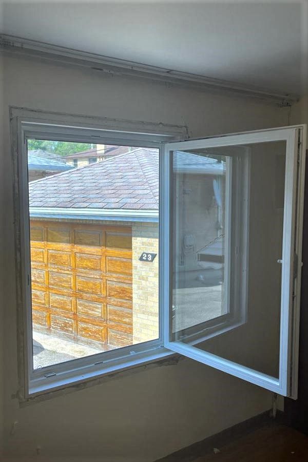 Vinyl Windows in Etobicoke