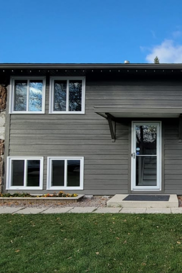 Windows and siding replacement in Winnipeg