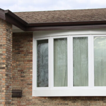 Bow Windows in Richmond Hill