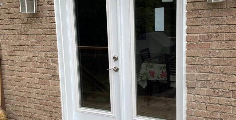 patio door aurora