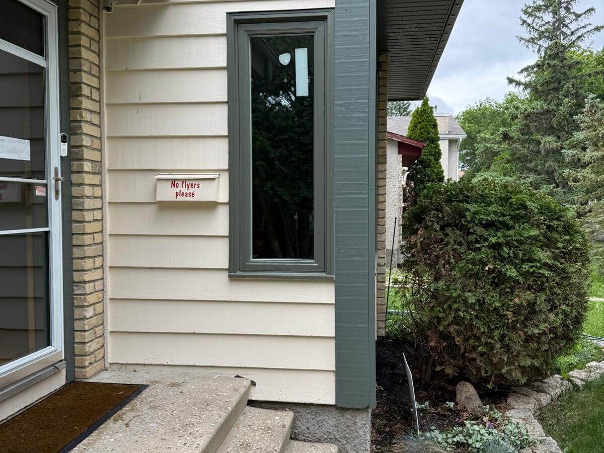 Fixed casement window replacement Winnipeg