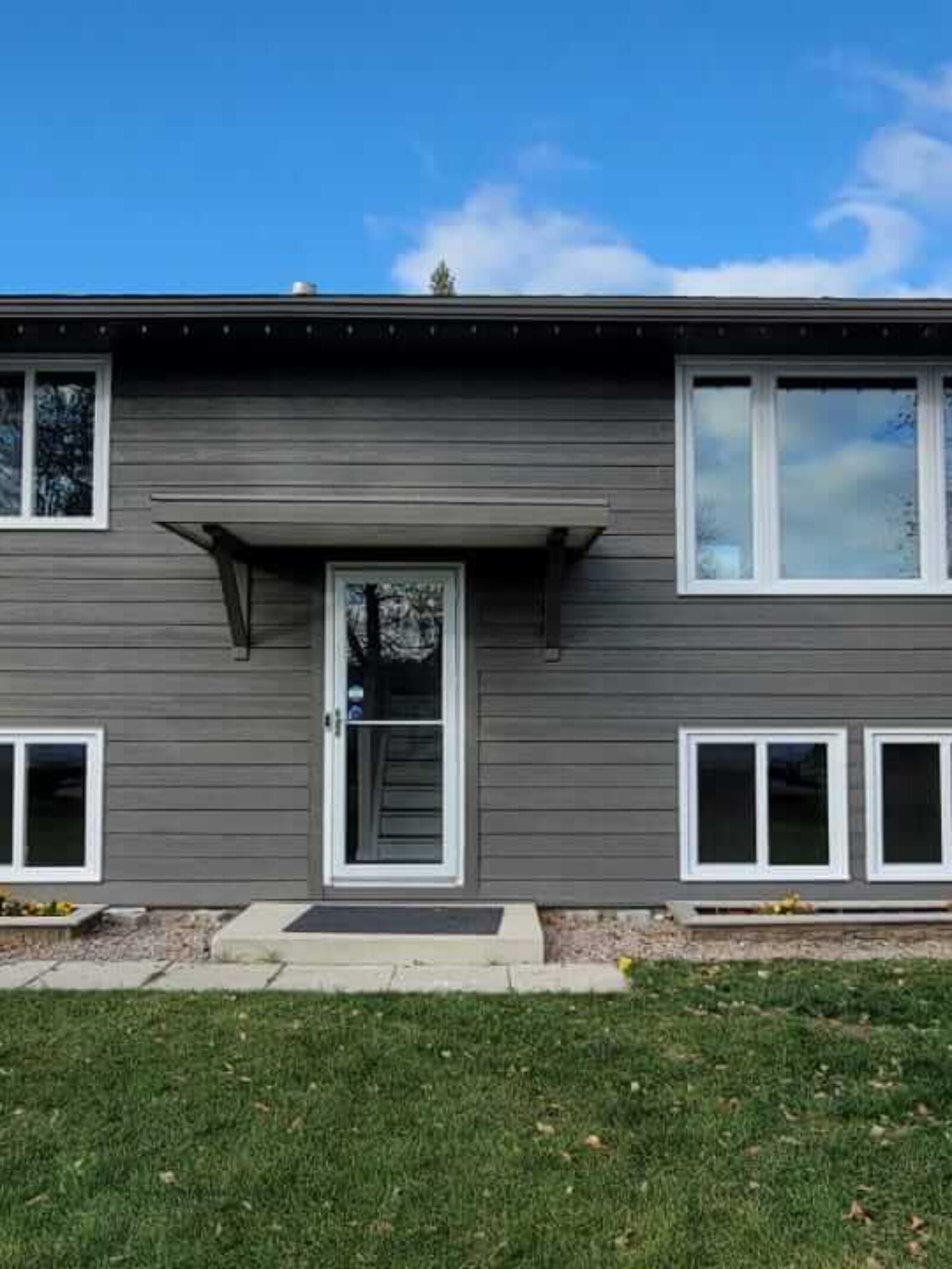 windows and doors in ile des chenes