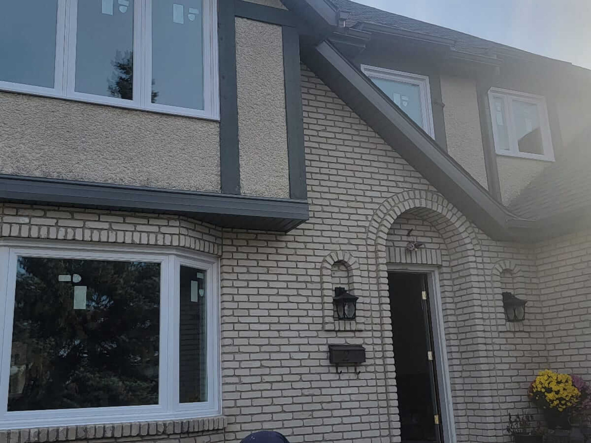 canadian made window installation Lorette