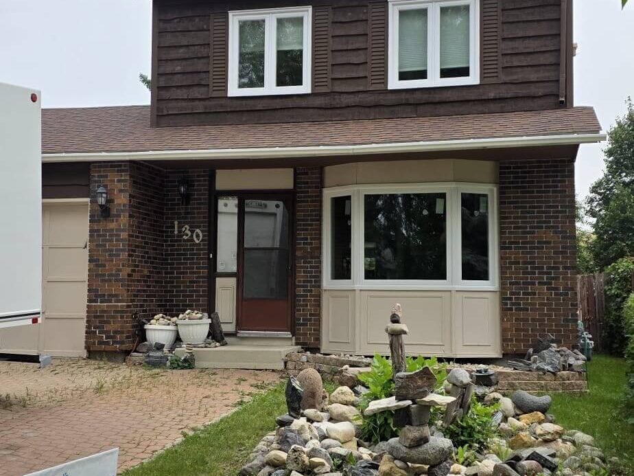 custom windows and doors in Lorette