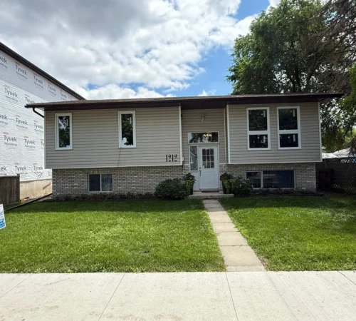 front home window replacement exterior.webp